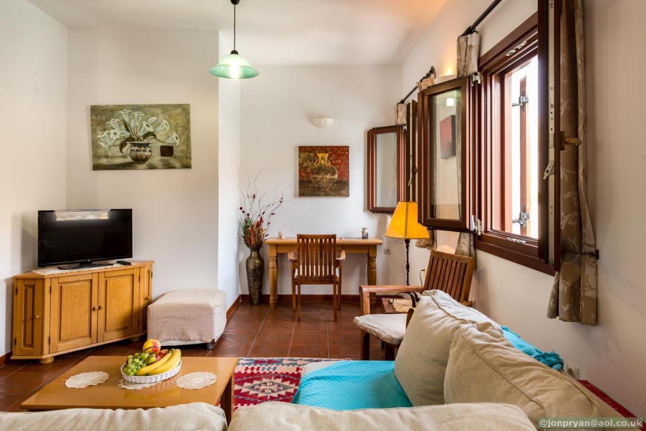 Perla Di Mare Apartment Symi Exterior photo